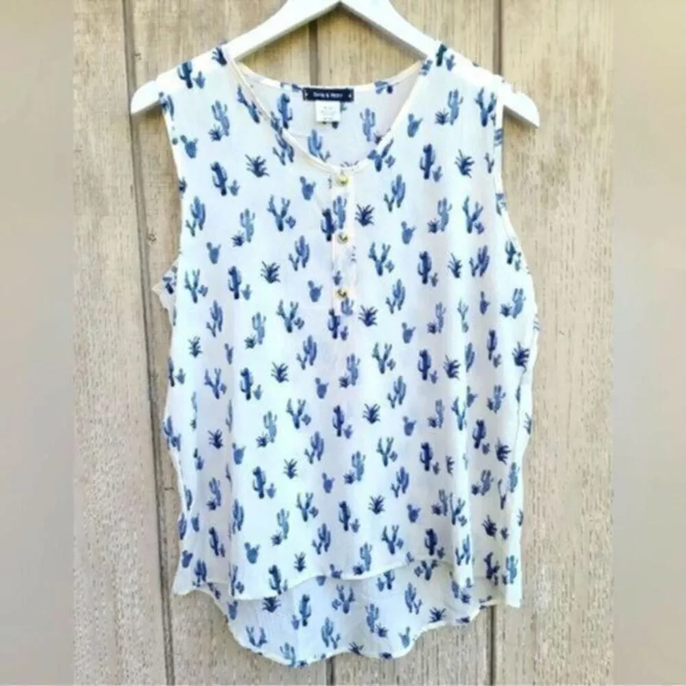 NWOT Sage & Vicky Ivory Textured Tank Semi Sheer Blue Cactus Hi Low -Size Medium - Picture 4 of 6